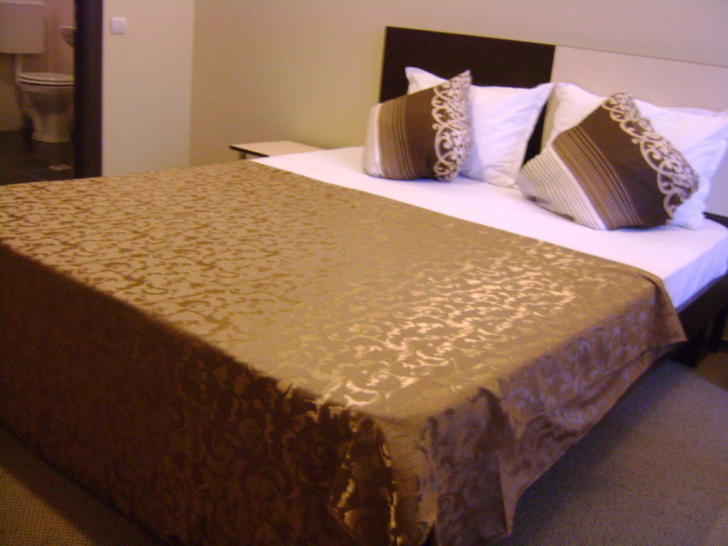 Hotel Babilon Bucureşti Rom bilde